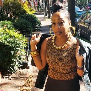 T & Company Sleeveless Crop